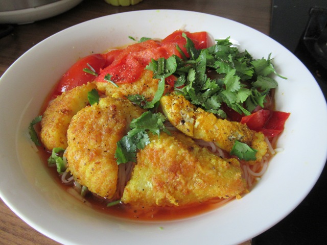Bún Cá Cà Chua                                                                                                                                        