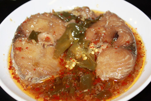Cá Ngừ Kho Ớt                                                                                                                                         