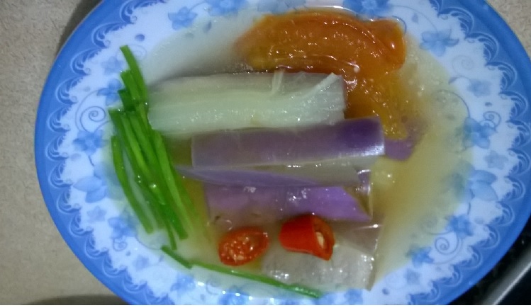 Canh Cà Tím                                                                                                                                           