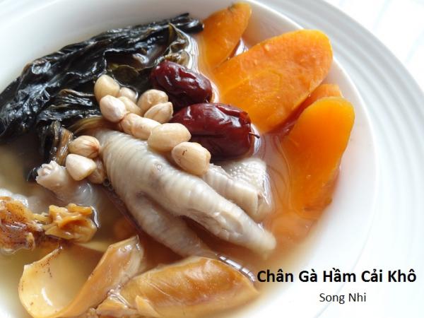 Chân Gà Hầm Cải Khô                                                                                                                                   