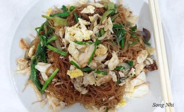  Bún Tàu Xào Ghẹ                                                                                                                                  