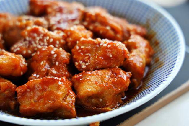 Sườn Sốt Chua Ngọt                                                                                                                                    