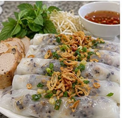 Bánh Cuốn                                                                                                                                             
