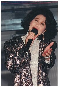 Nửa Hồn Thương Đau