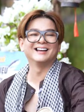 Phải Em Lý Ngựa Ô