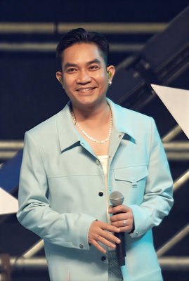 Người Ra Đi Vì Đâu