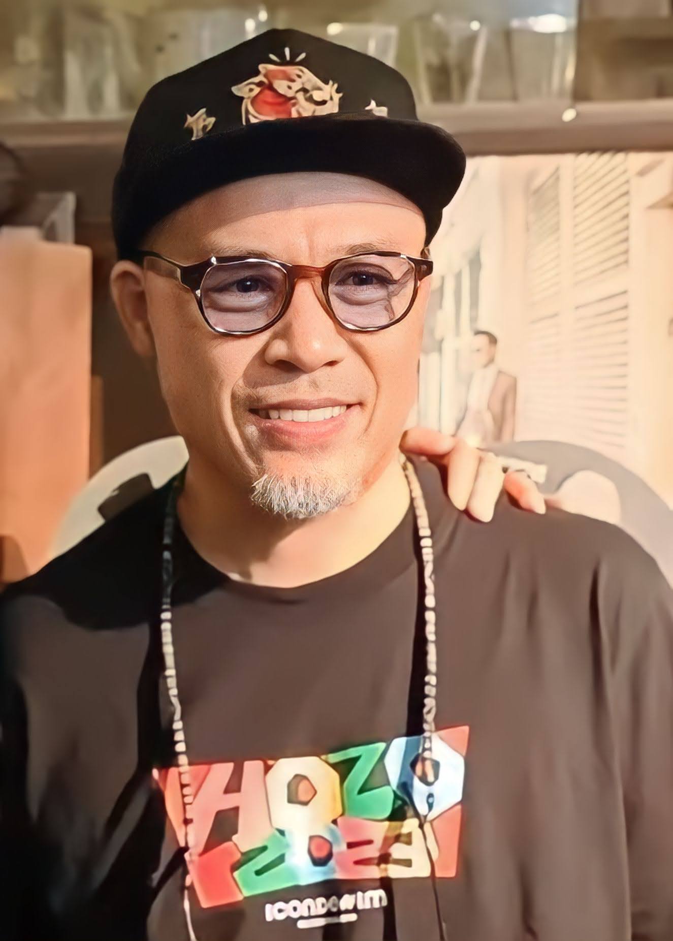 Và Tôi Vẫn Hát