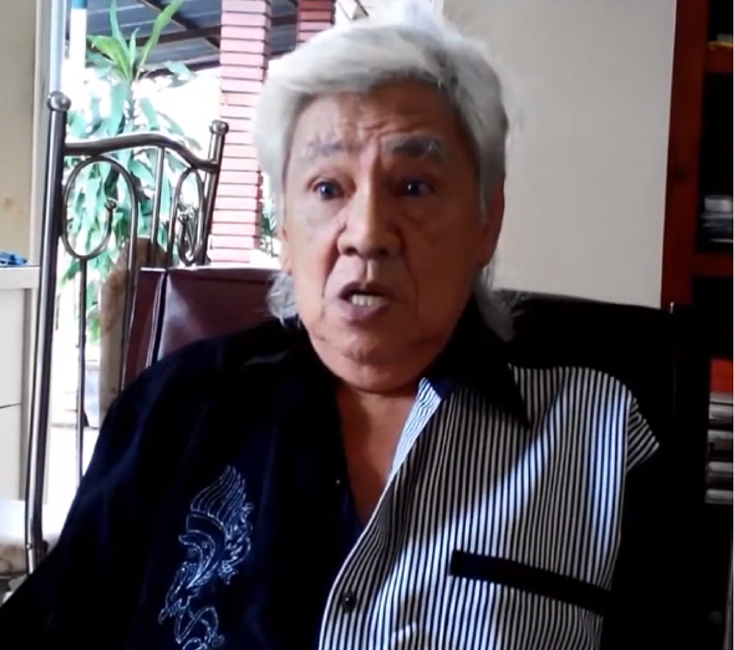 Chuyện Buồn Tình Yêu