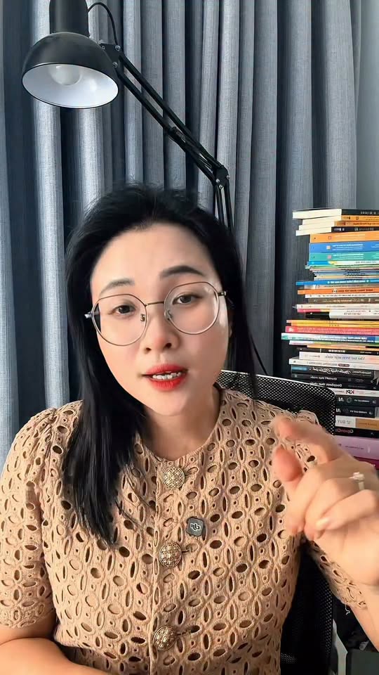 Ảnh bìa review